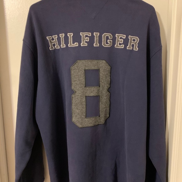 Vintage Tommy Hilfiger long sleep top - Picture 4 of 5